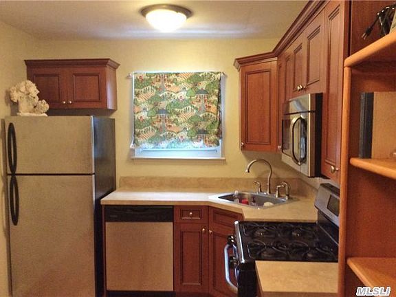 2nd image of 200 Fairharbor Dr #200