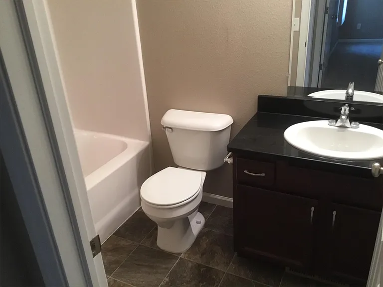 3233 Rutland Dr — Photo 4