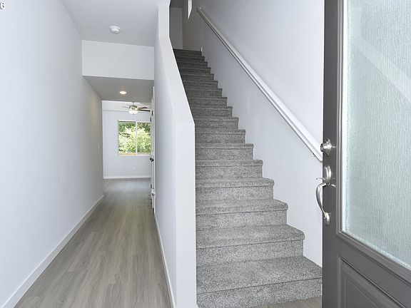 3rd image of 1363 NE 8th Ave