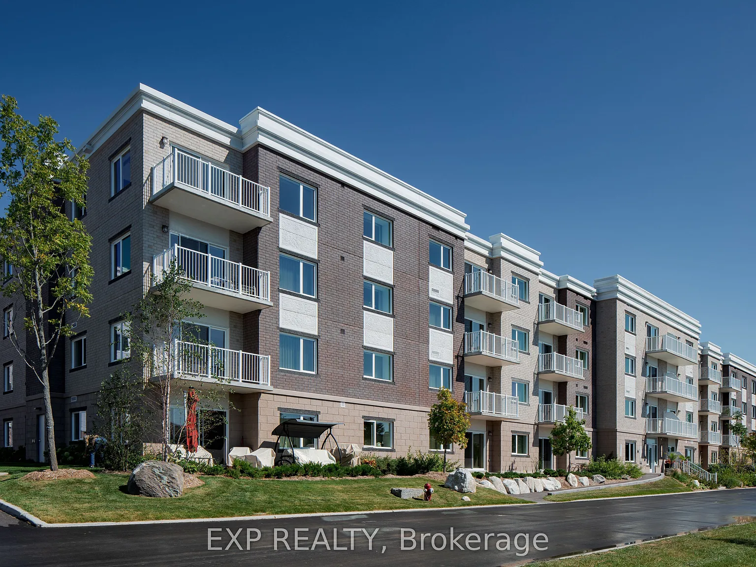 1 bed, $2,300 — Photo 3