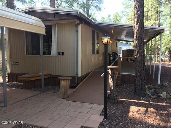 3rd image of 1731 Park Ln