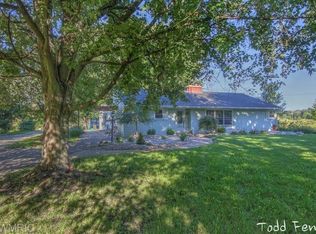 8203 Hanna Lake Ave SE, Caledonia, MI