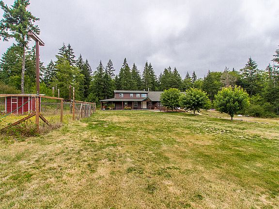 5th image of 13528 176th Ave NW