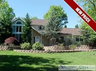 2172 Colflesh Rd, Perkiomenville, PA 18074