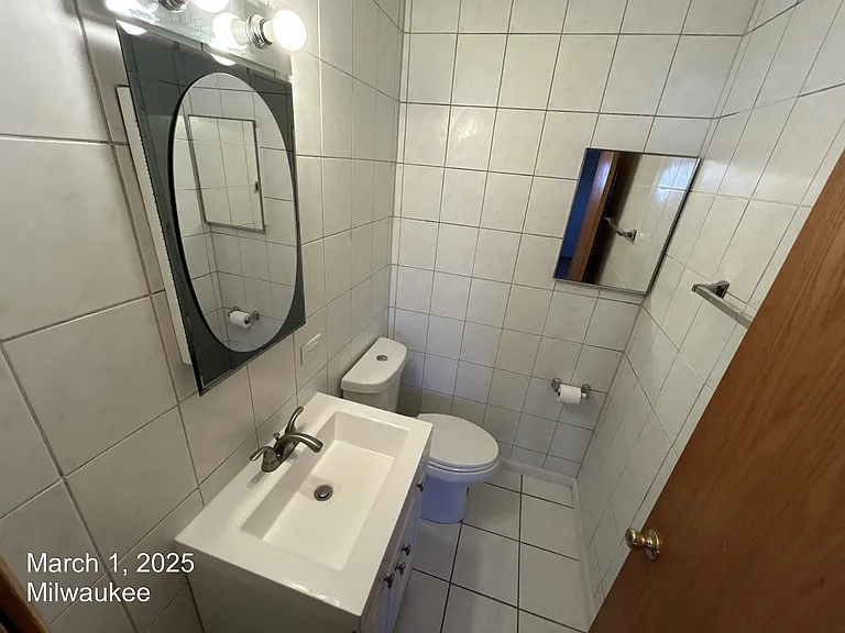 5673 N 90th St #5675 — Photo 3