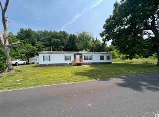 370 Doctor Smith Ln, Calvert City, KY 42029
