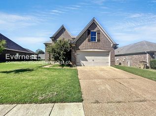 2375 Red Vintage Ln, Cordova, TN 38016