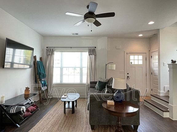 4th image of 300 Stewarts Ferry Pike APT 16