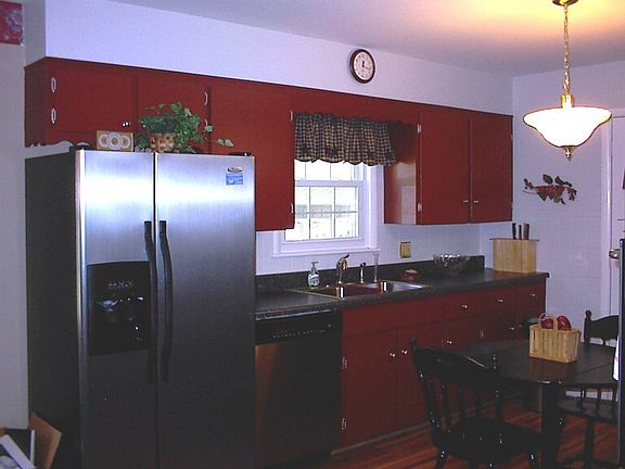 2nd image of 500 Sycamore St