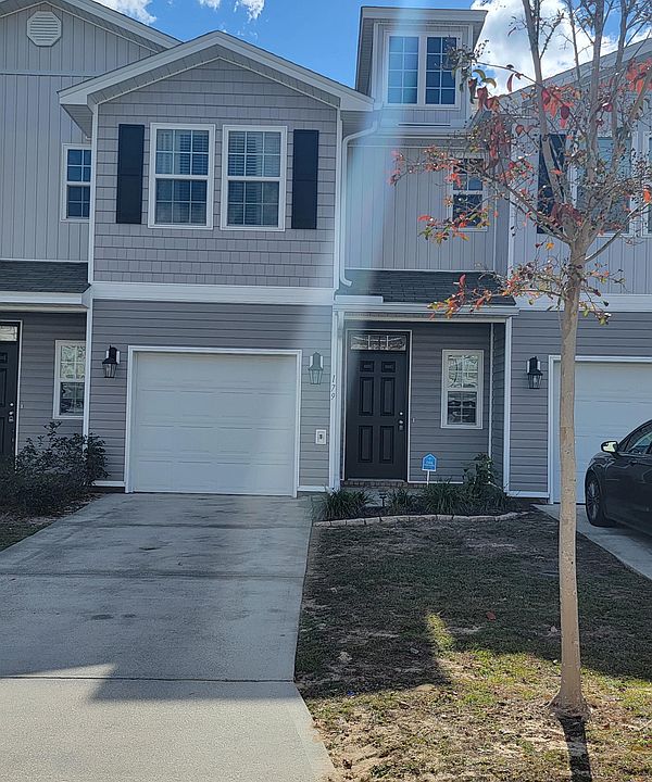 1st image of 179 Iron Horse Dr E #1