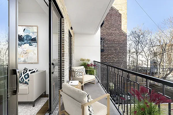 Sold by Compass | media 7