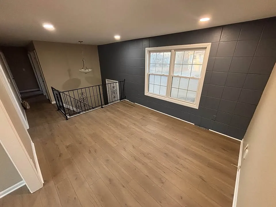 3 bed, 1170 sqft, $2,100 — Photo 4