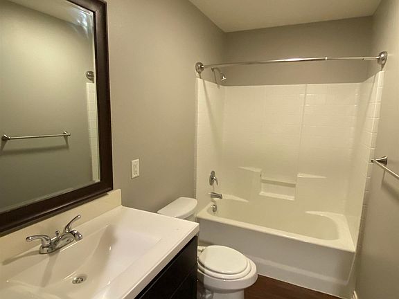 5th image of 3960 Cottage Dr