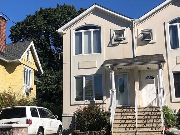 5th image of 319 Taylor St