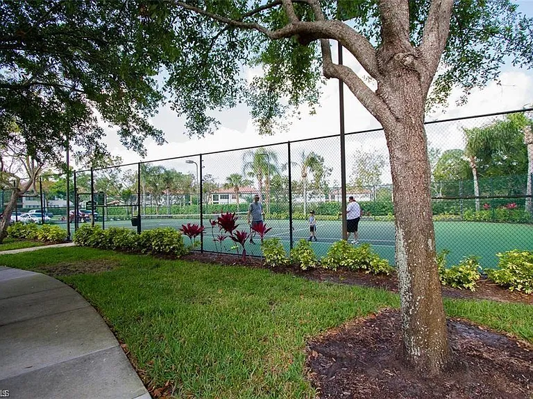 1105 Reserve Ct #206 — Photo 22