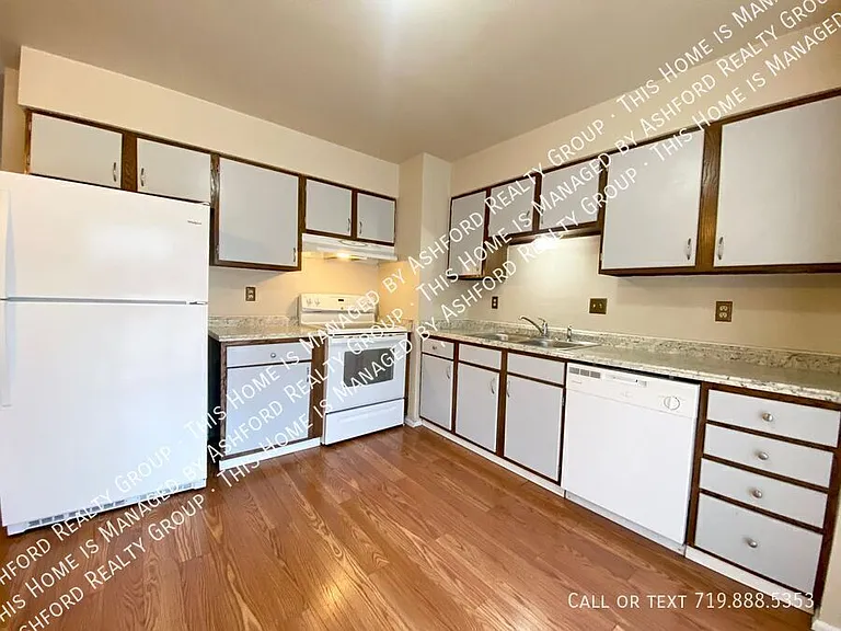 2308 Vintage Dr — Photo 6