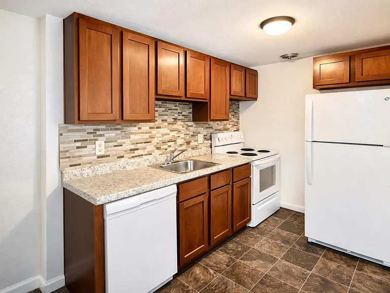 408 Park Manor Pl #1 — Photo 2