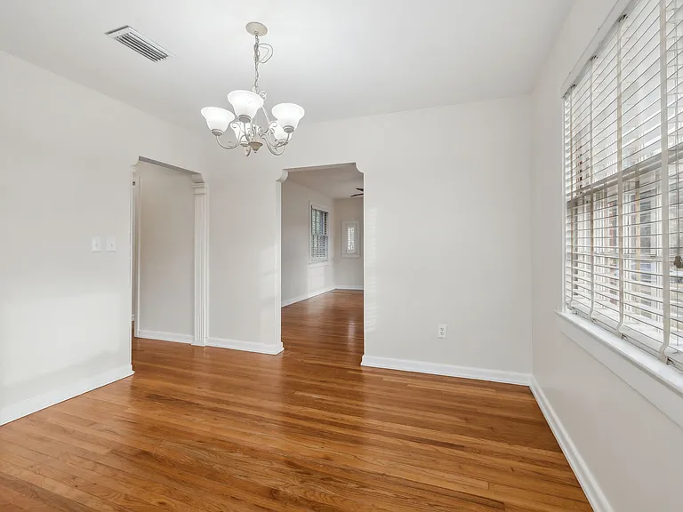 4164 Marquette Ave — Photo 11