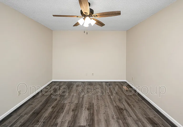 5424 Sandi Cir — Photo 16