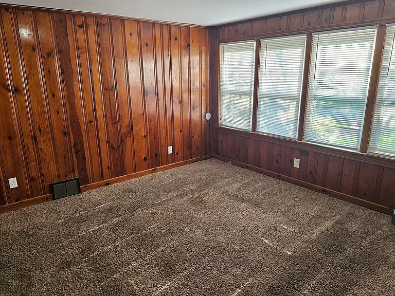 1636 Quendo Ave — Photo 10