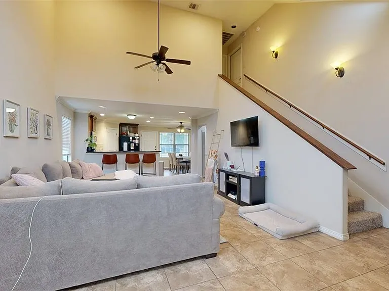 454 Chimney Hill Dr — Photo 4