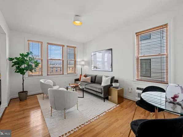 1815 A St SE APT 301, Washington, DC 20003