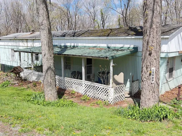 15909 Woodsview Dr SW, Frostburg, MD 21532