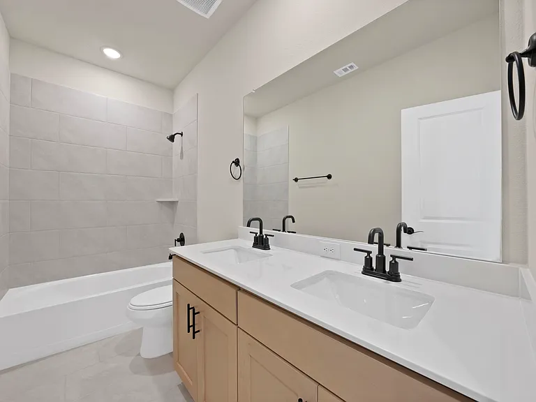 7020 Confetti Ln — Photo 23