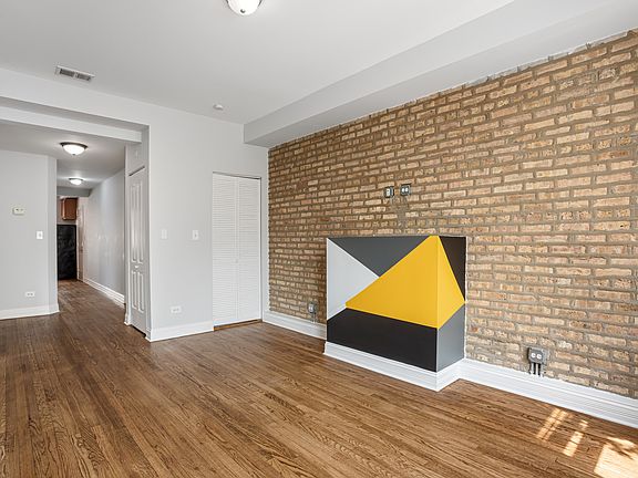 3rd image of 7324 N Damen Ave #2