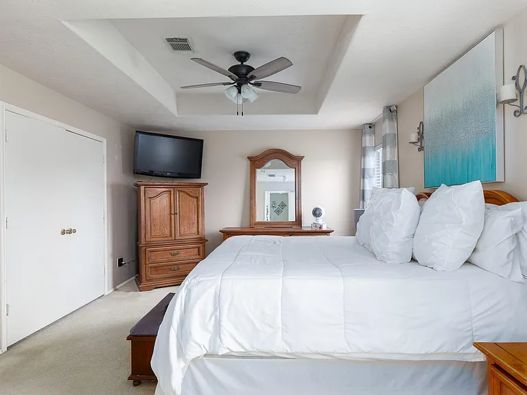 24027 Kingbriar Dr — Photo 11