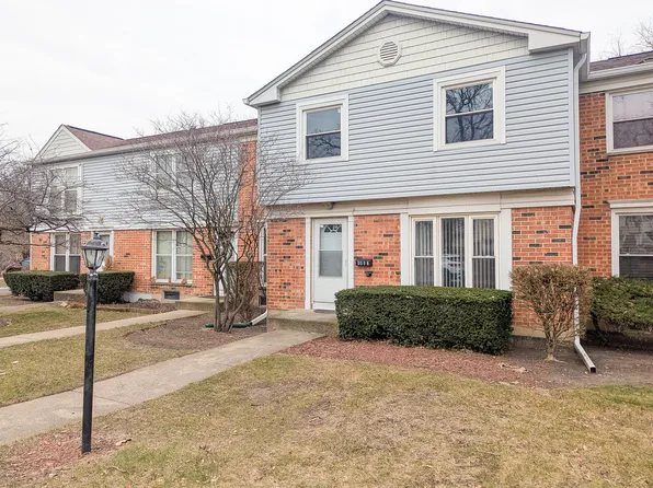 4083 Quincy Ct, Streamwood, IL 60107