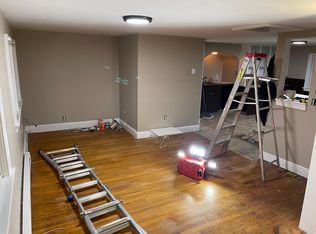 58 Oak St FLOOR 2, Westerly, RI 02891