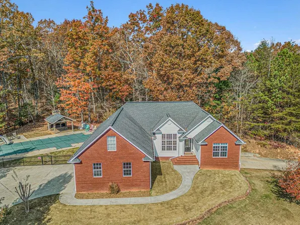 410 Crabapple Ln, Ellijay, GA 30540
