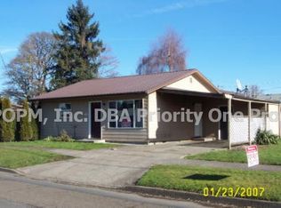 718 S Chehalem St, Newberg, OR 97132
