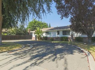 415 N Divisadero St, Visalia, CA