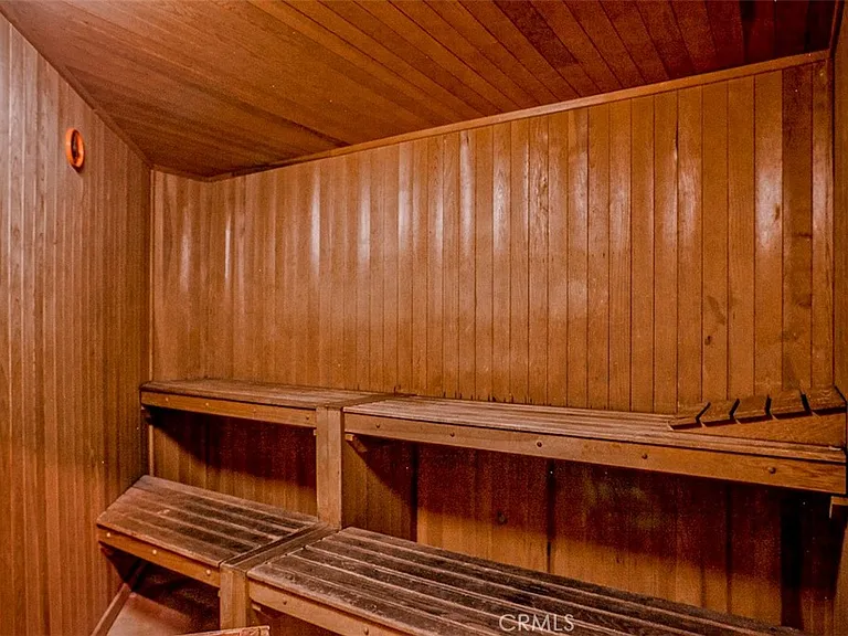 5345 White Oak Ave #G — Photo 31
