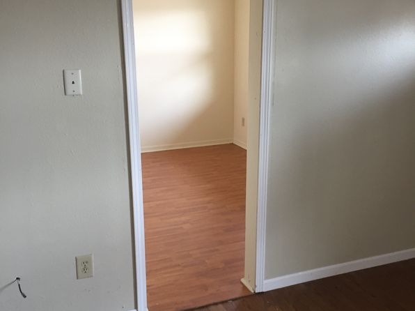 2565 Central Ave #11