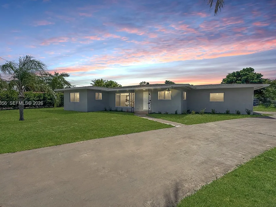 231 NE 16th Ave