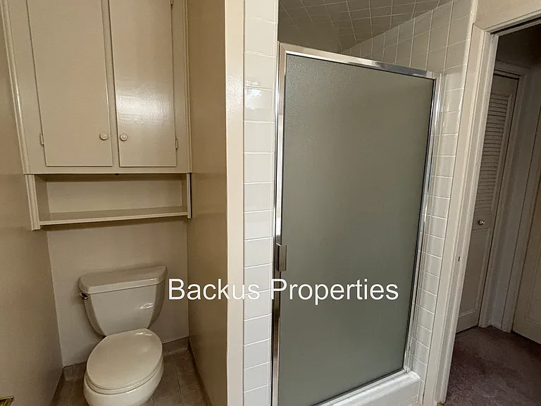 1150 San Diego Dr — Photo 16
