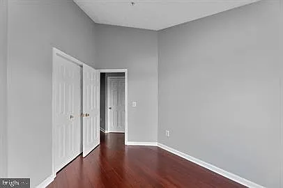 10907 Daniel Sim Ct — Photo 17