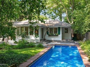 15486 Lakeshore Rd, Lakeside, MI 49116