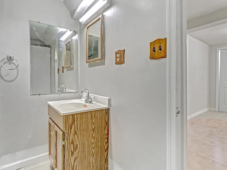 4905 Whitfield Chapel Rd — Photo 34