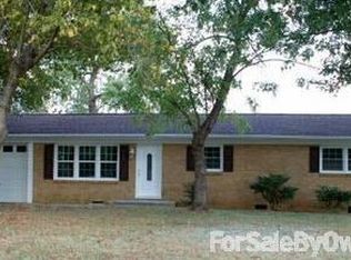 1918 Mountainbrook Dr, Gastonia, NC