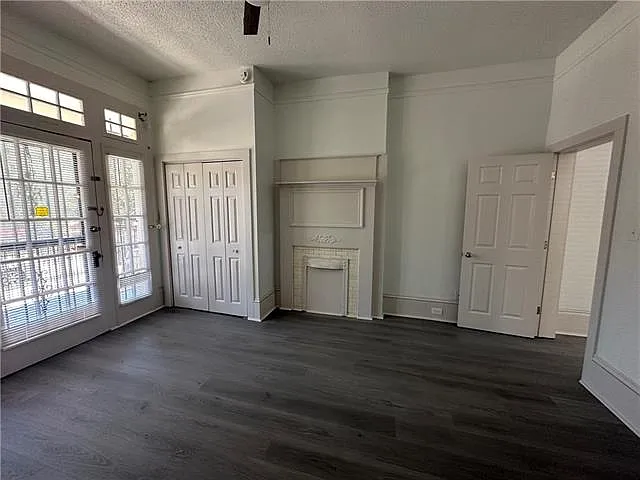 810 Broadway St — Photo 15