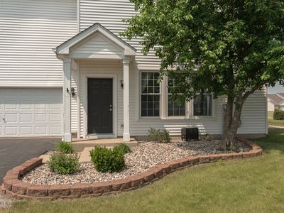 222 Parkside Dr, Shorewood, IL, 60404
