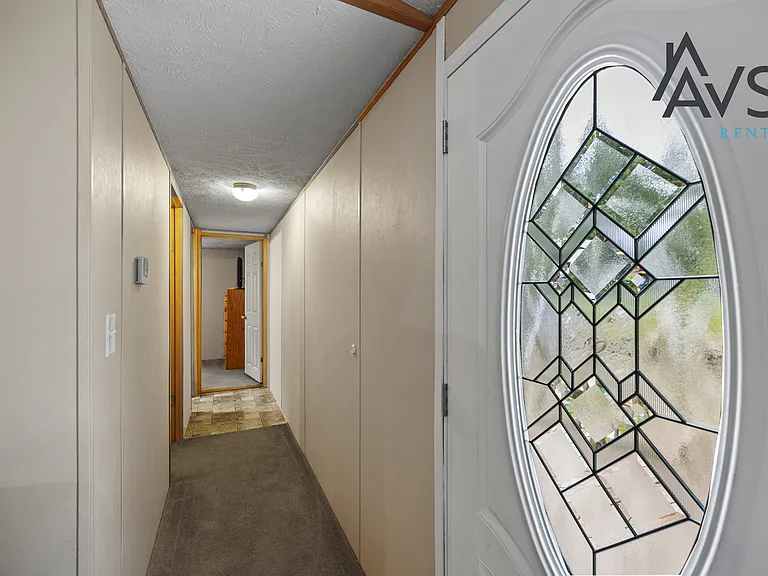 398 Volliedale Dr — Photo 12