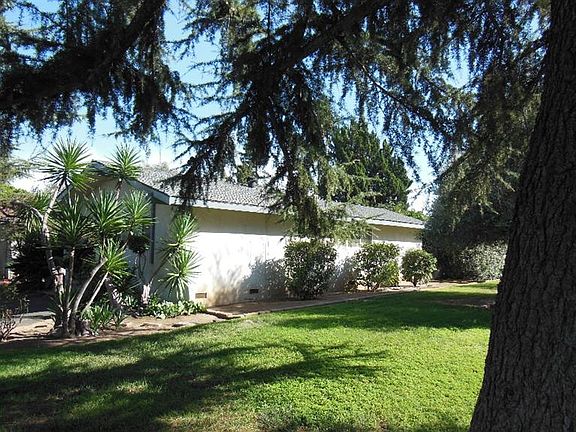 3rd image of 681 W Dovewood Ln