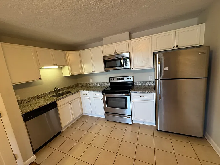 62 Mill St — Photo 11