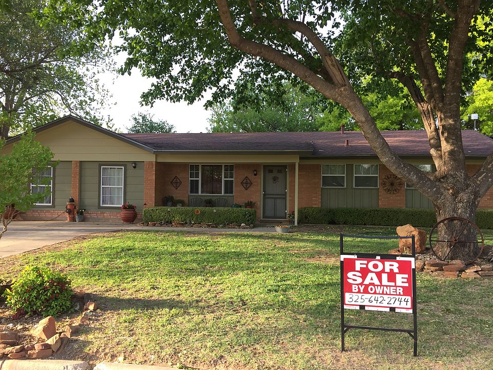 1st image of 205 Park Dr