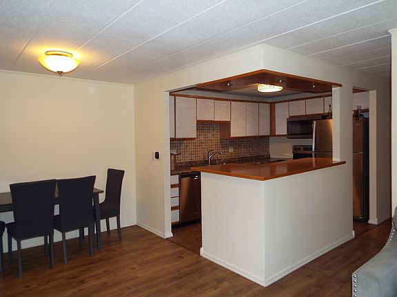 5th image of 1106 Westover Ln Unit 1A